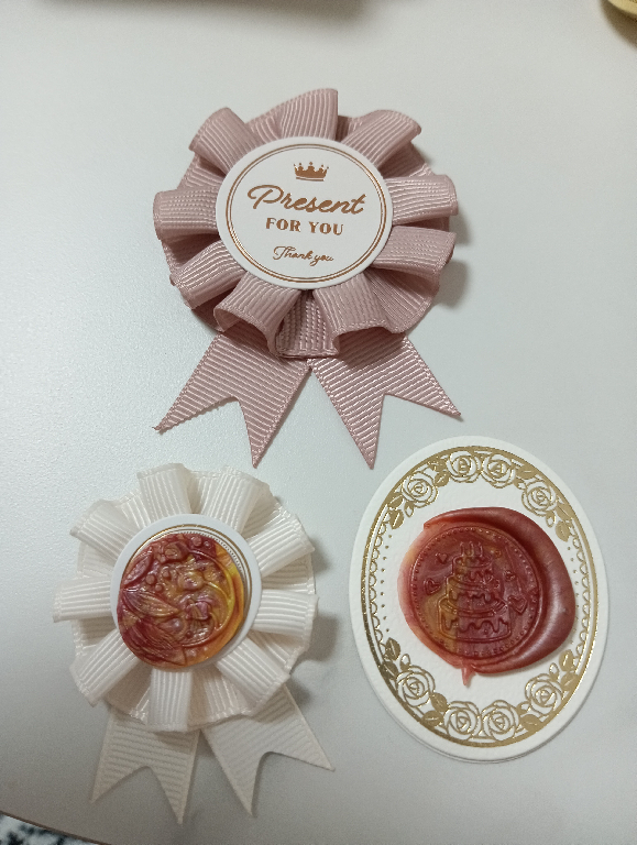 シーリングもスクラップブッキングやペーパークラフトに使えます